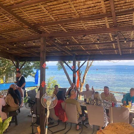 Jush Native And Glamping Ξενοδοχείο Dauis Εξωτερικό φωτογραφία