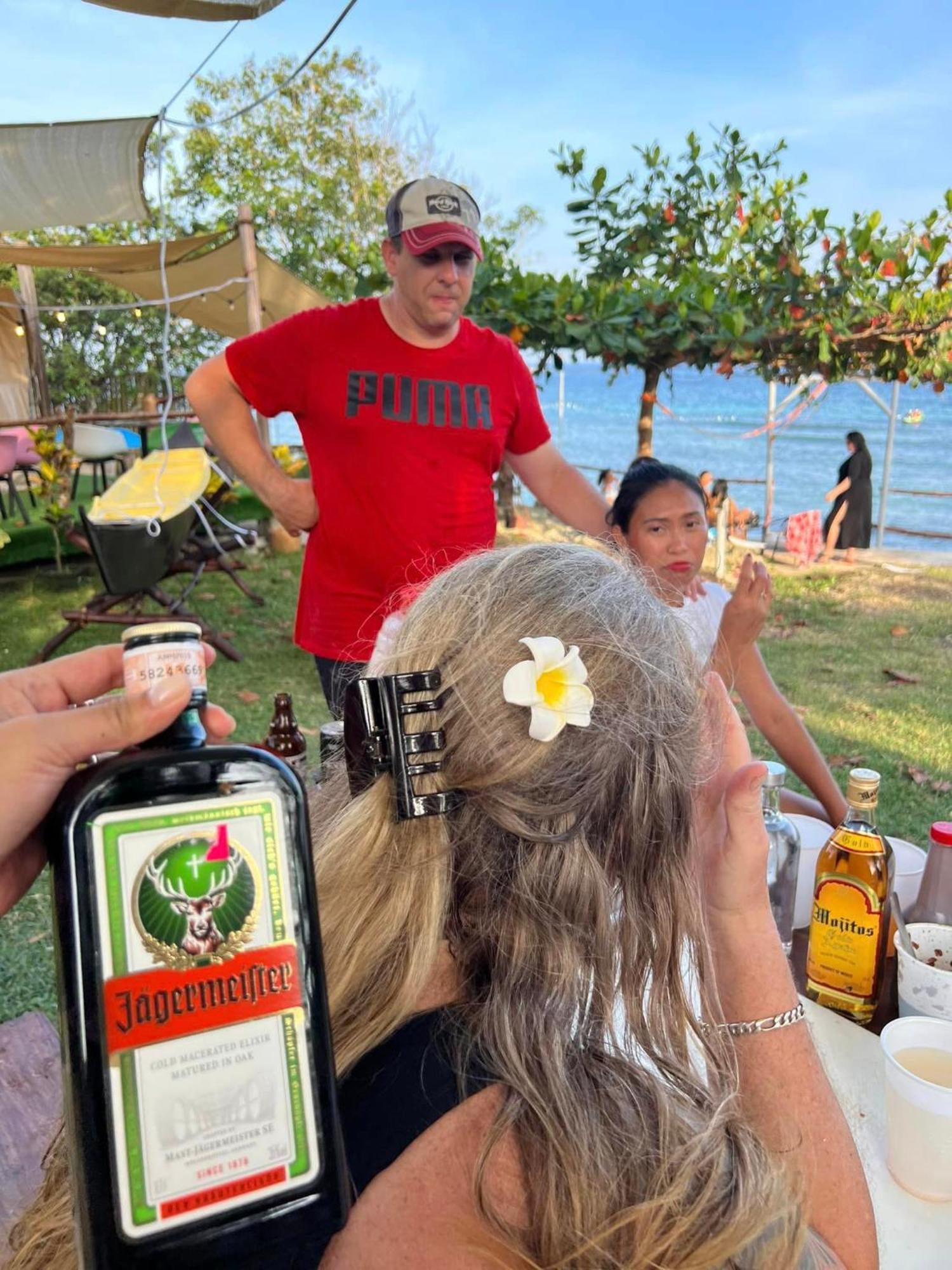 Jush Native And Glamping Ξενοδοχείο Dauis Εξωτερικό φωτογραφία