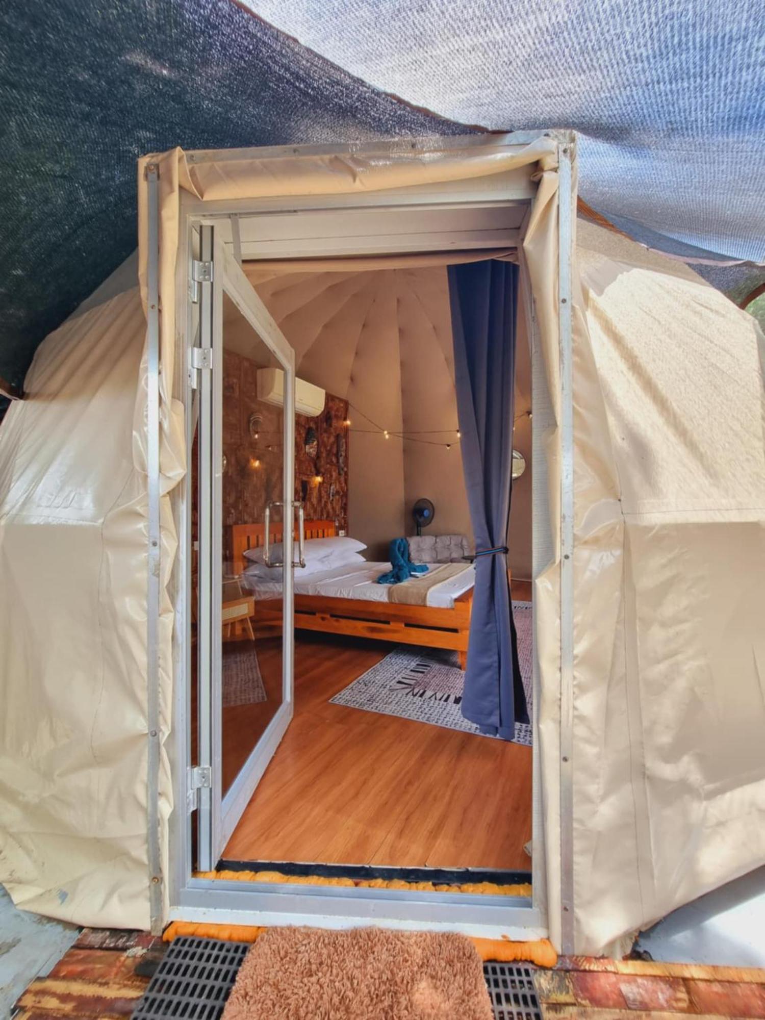Jush Native And Glamping Ξενοδοχείο Dauis Εξωτερικό φωτογραφία